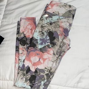 Floral Leggings.